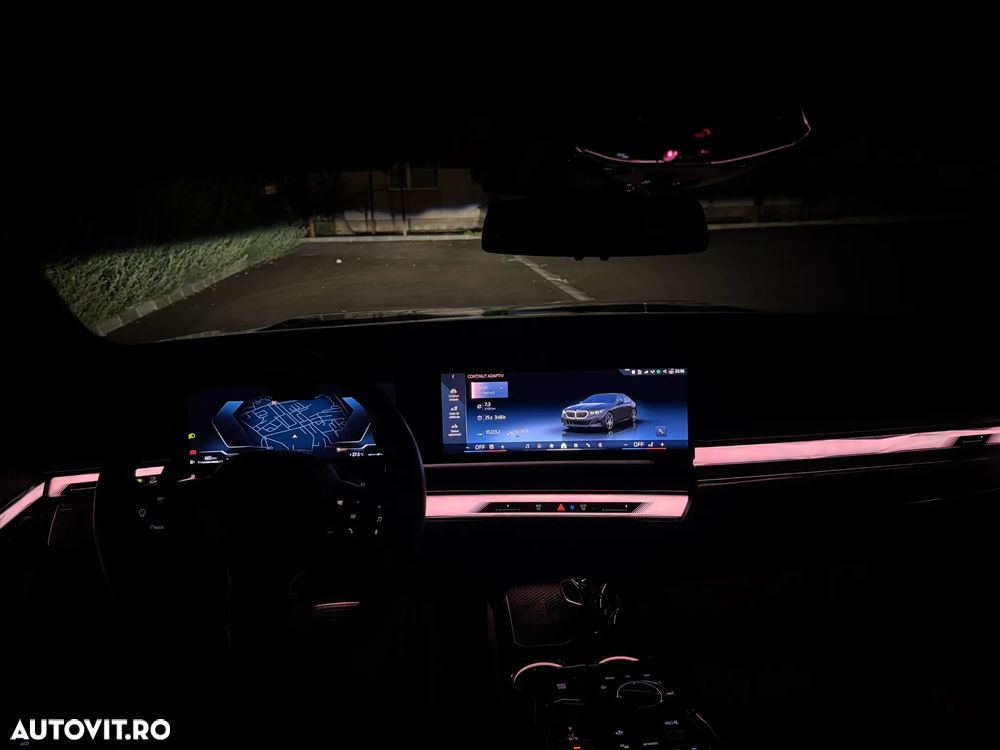 BMW Seria 5 520i Aut. - 25