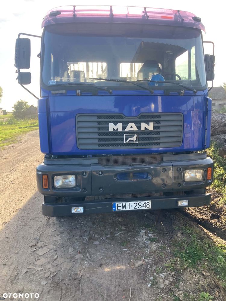MAN