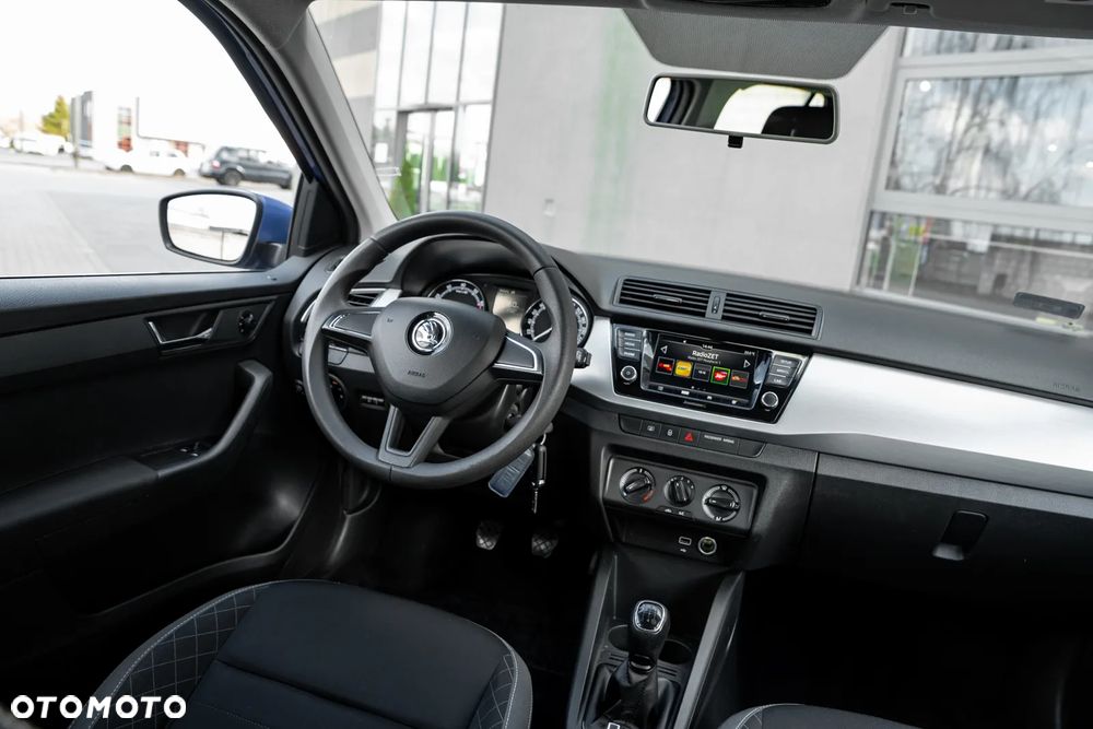 Skoda Fabia - 25
