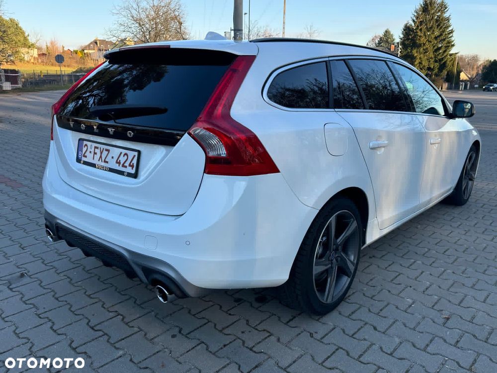 Volvo V60 D4 Drive-E R-Design Summum - 15