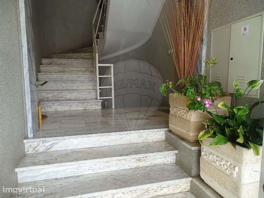 Apartamento T3 para arrendamento - Grande imagem: 2/22