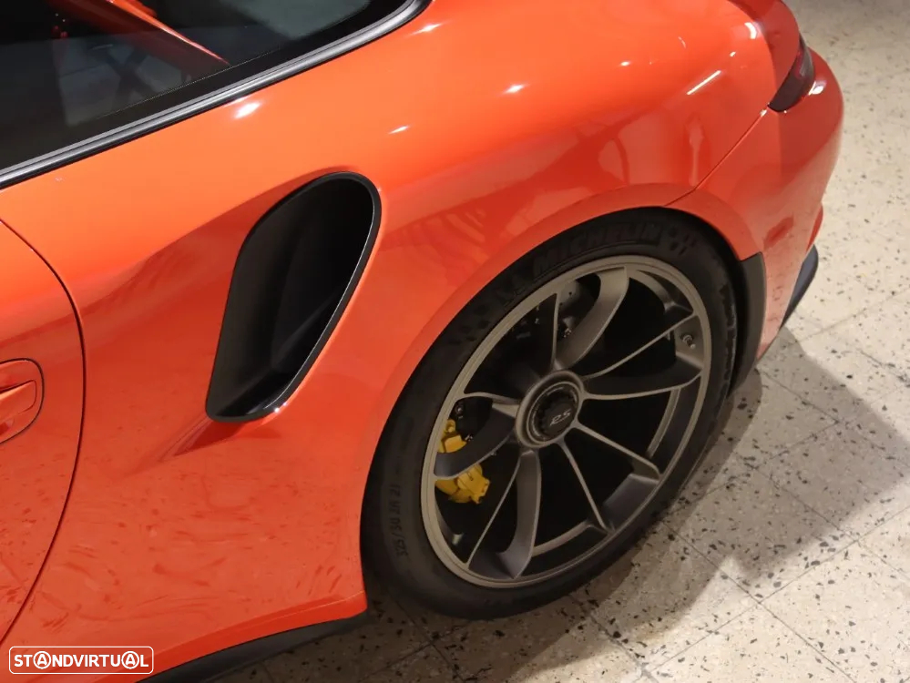 Porsche 911 (991) GT3 RS - 44