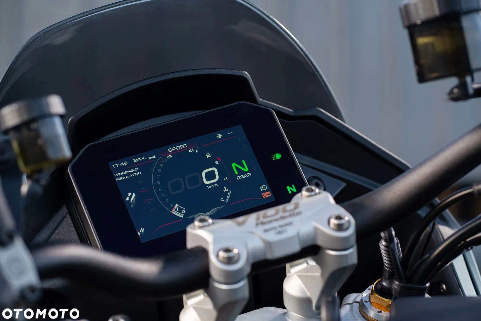 Moto Guzzi Inny - 24