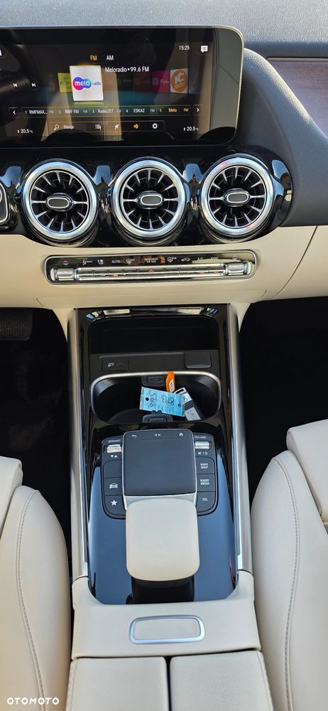 Mercedes-Benz GLA 250 4Matic 8G-DCT Progressive - 19