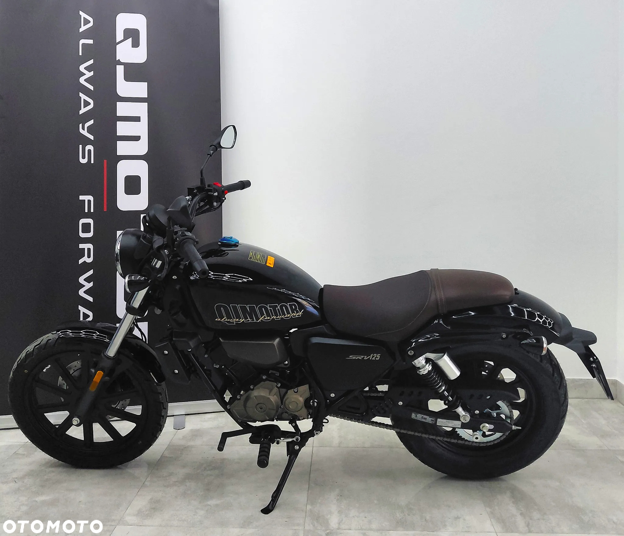 QJMOTOR SRV 125 - 2