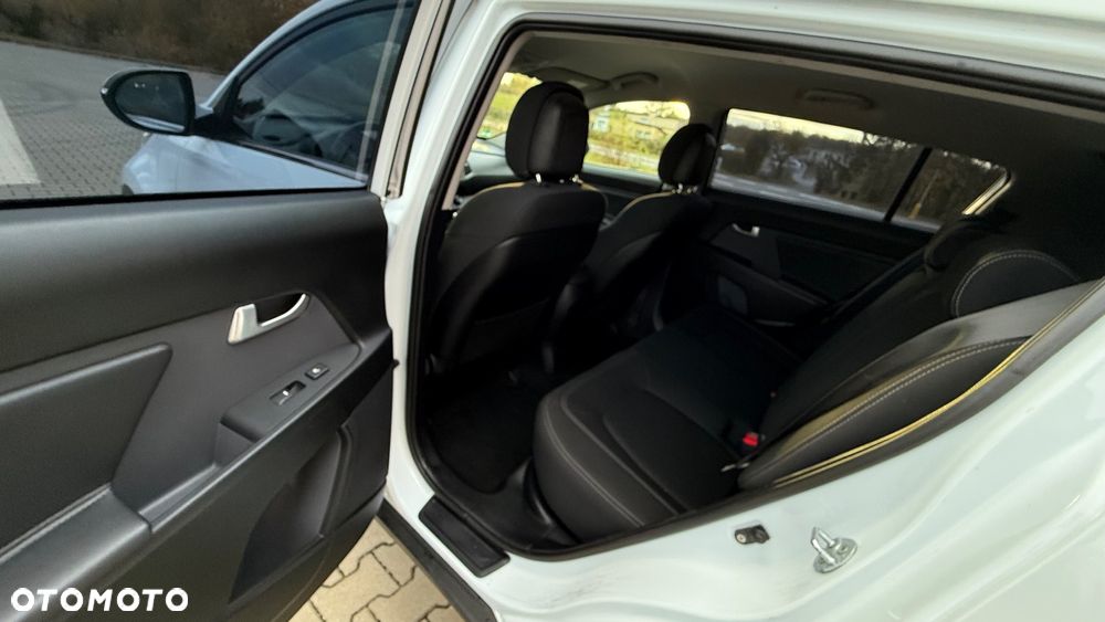 Kia Sportage 2.0 CVVT 2WD Automatik Spirit - 12