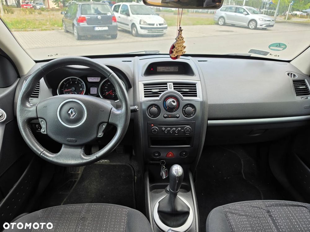 Renault Megane 1.6 16V Air - 5