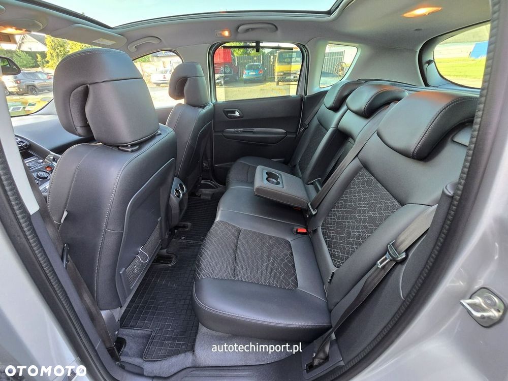 Peugeot 3008 2.0 BlueHDi Allure S&S - 21