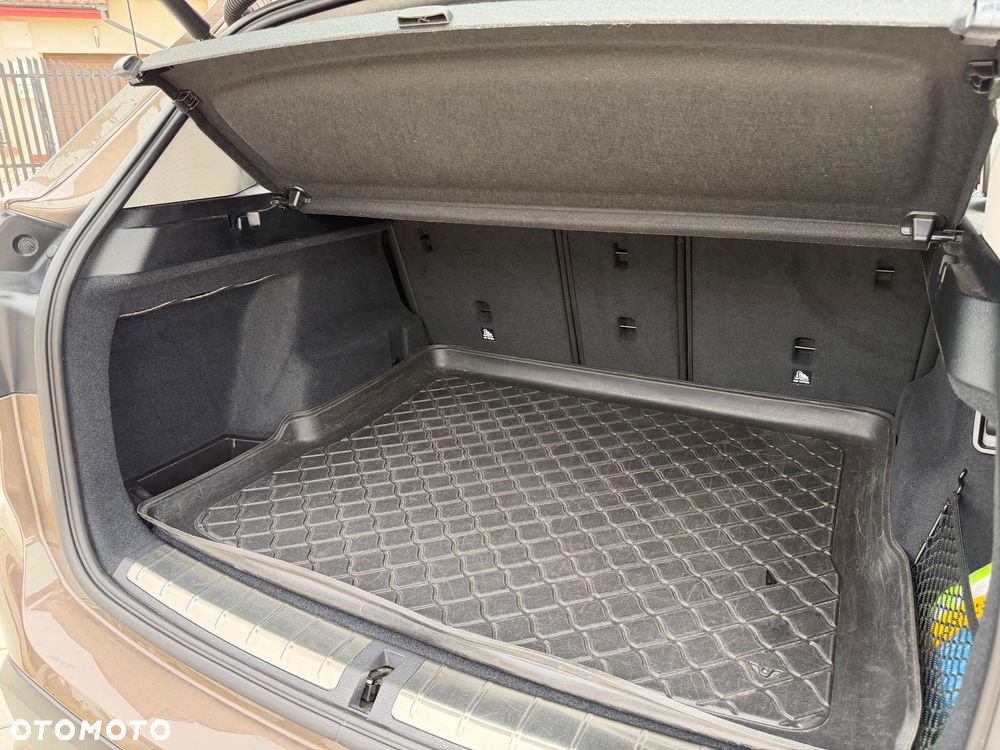 BMW X1 sDrive18i xLine - 13