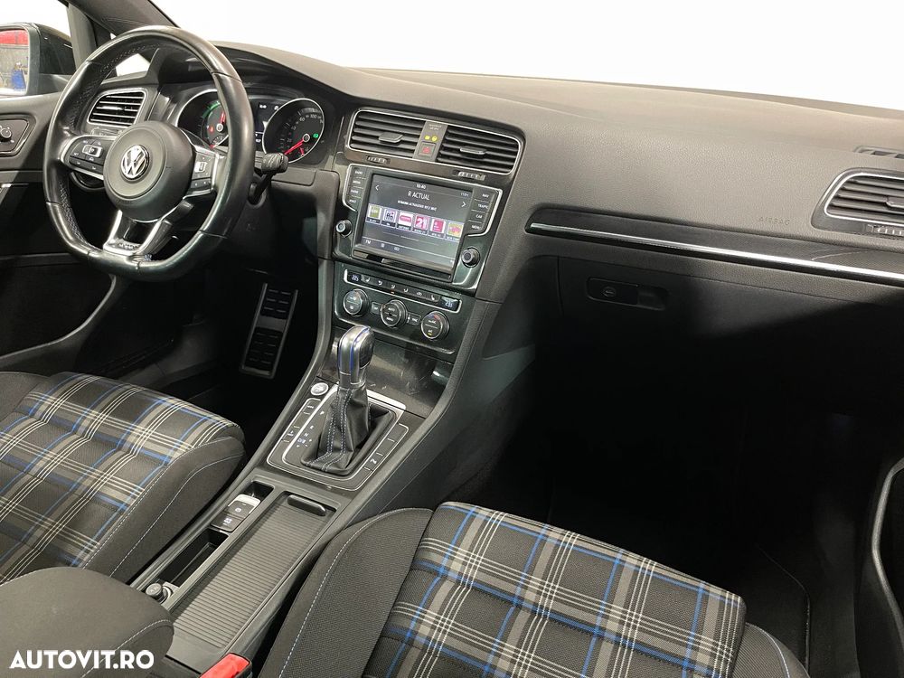 Volkswagen Golf 1.4 GTE Plug-In-Hybrid DSG - 9