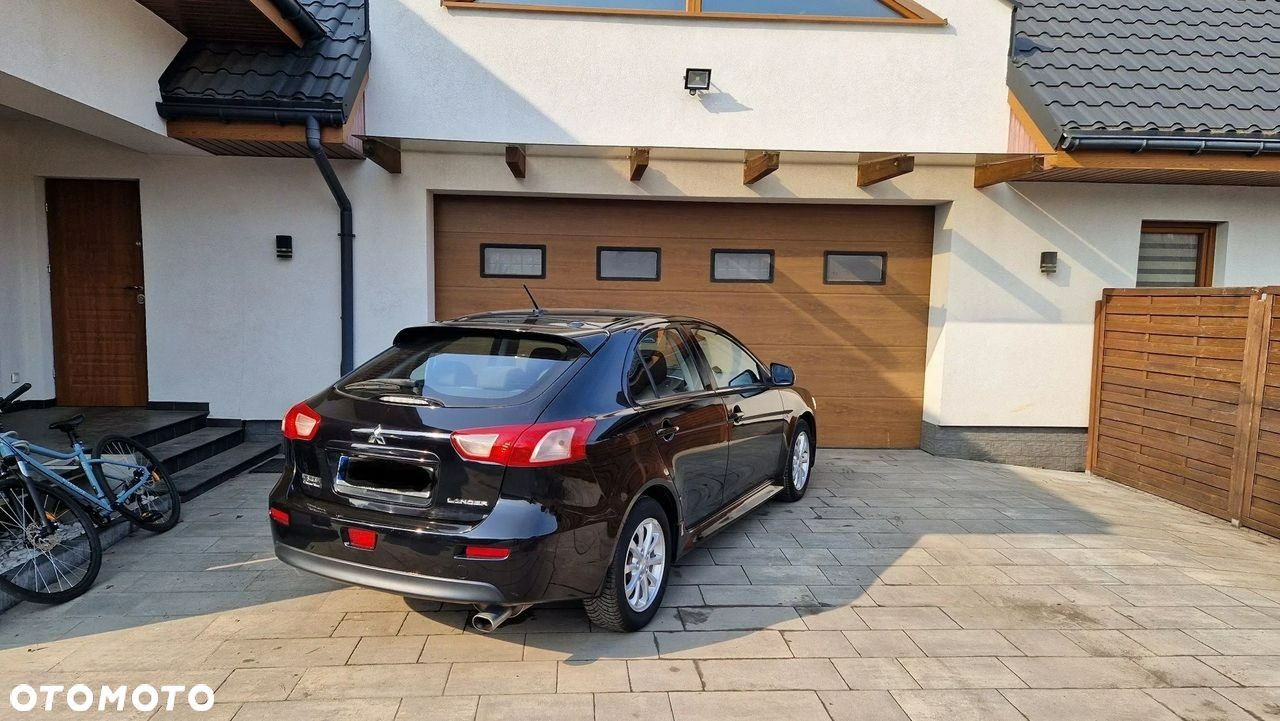 Mitsubishi Lancer - 5