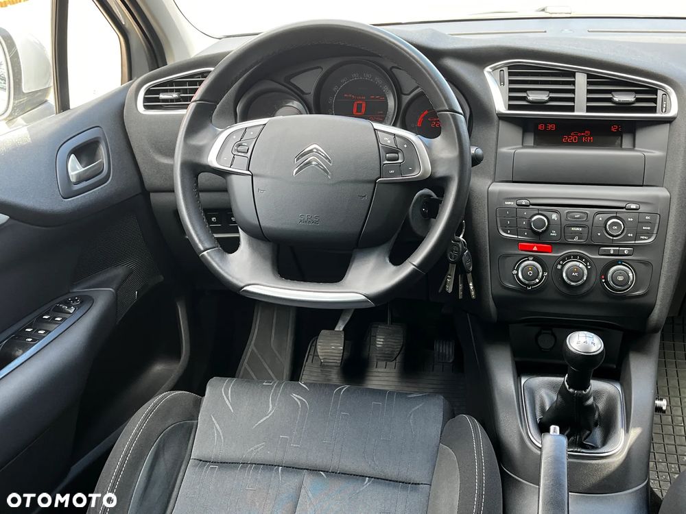 Citroën C4 1.6 VTi SX - 16