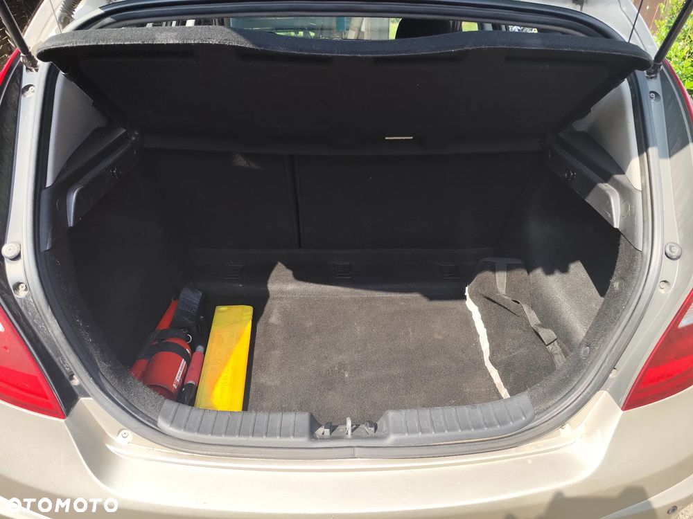 Hyundai i30 1.4 Classic - 6