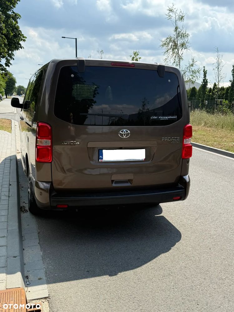 Toyota ProAce Kombi D-4D Long 2,8t - 5