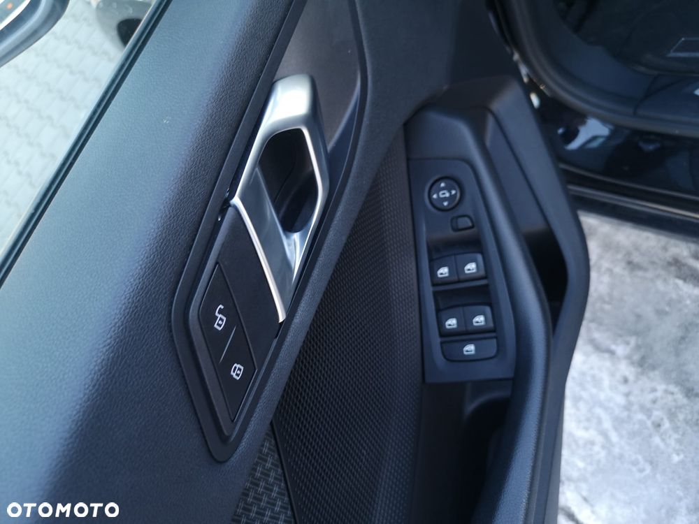 BMW Seria 1 118i Advantage - 9