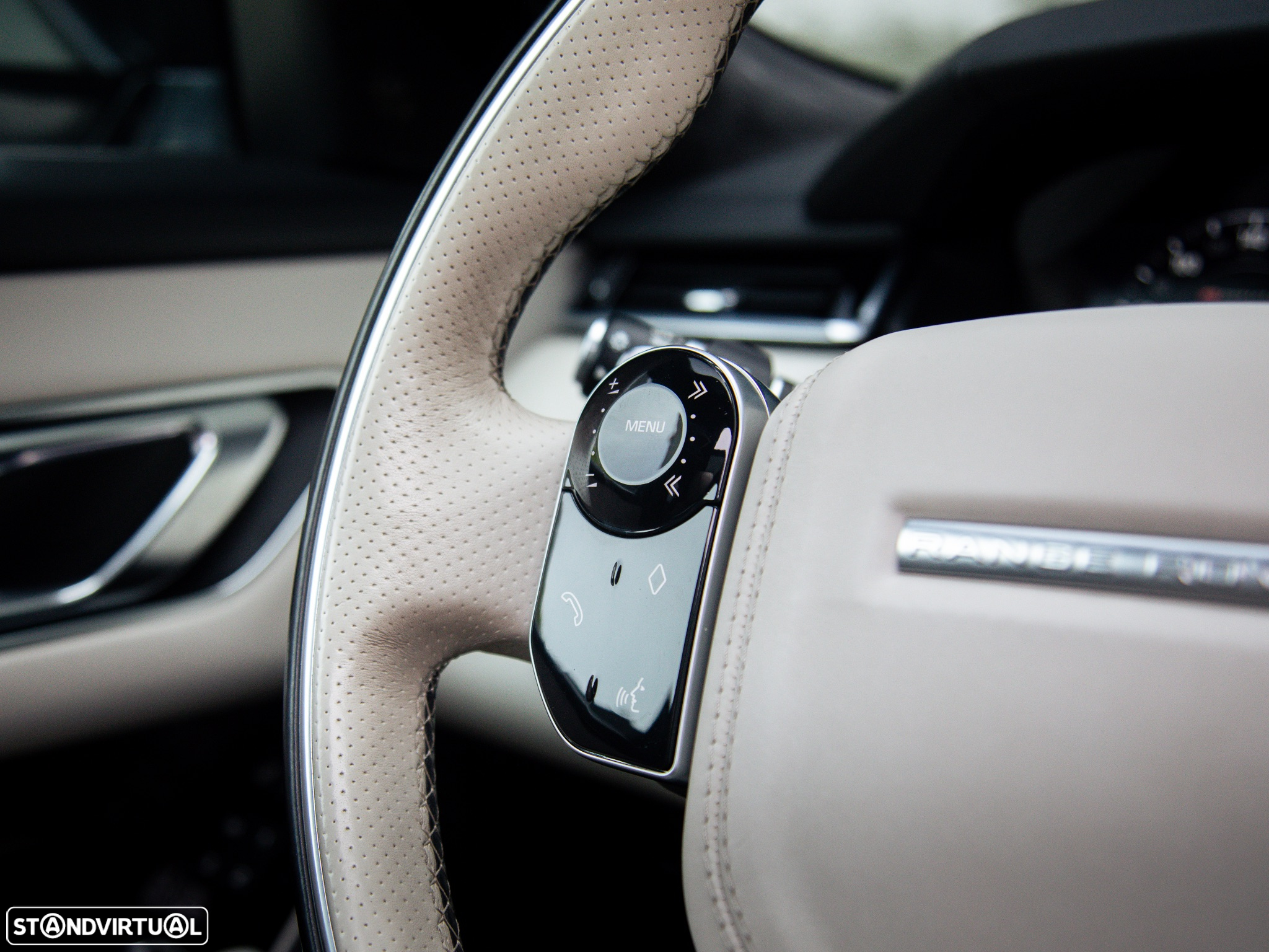 Land Rover Range Rover Velar D300 Dynamic HSE - 54