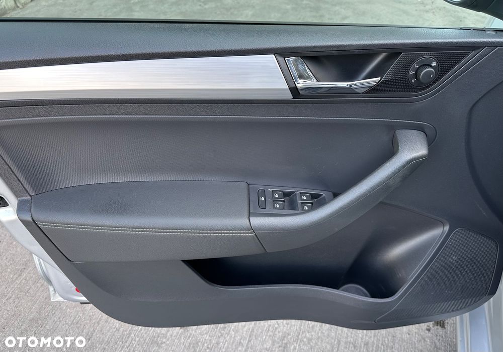 Skoda RAPID 1.0 TSI Ambition - 21