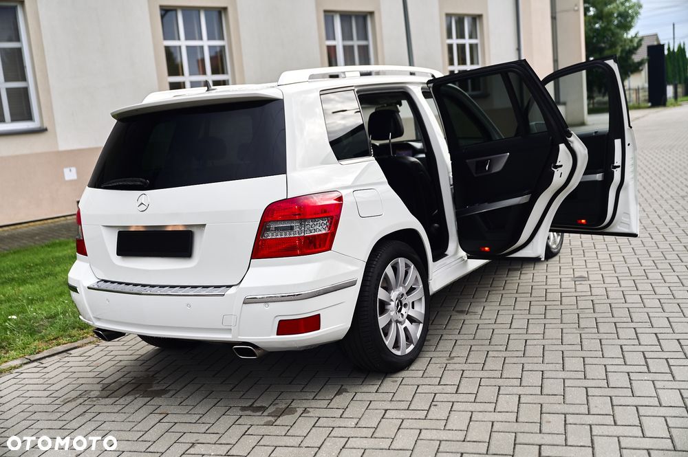 Mercedes-Benz GLK 220 CDI DPF BlueEFFICIENCY 7G-TRONIC - 20