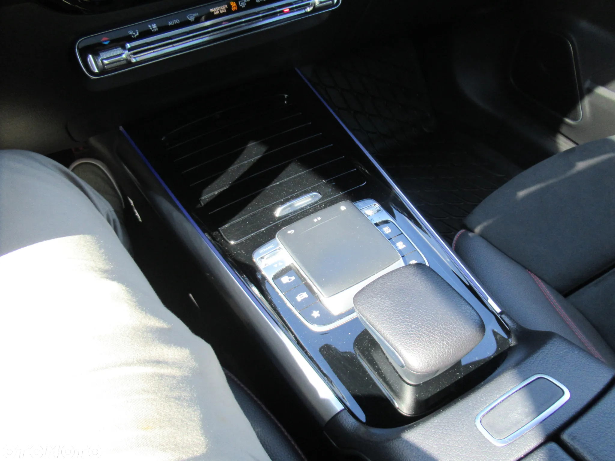 Mercedes-Benz Klasa B 200 d AMG Line 8G-DCT - 9
