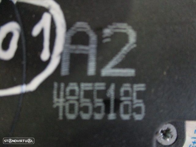Fecho A24855185 SAAB 95 1995 FD 3 PINOS - 3