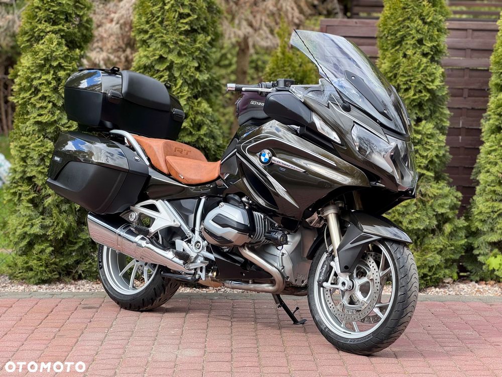 BMW R - 1