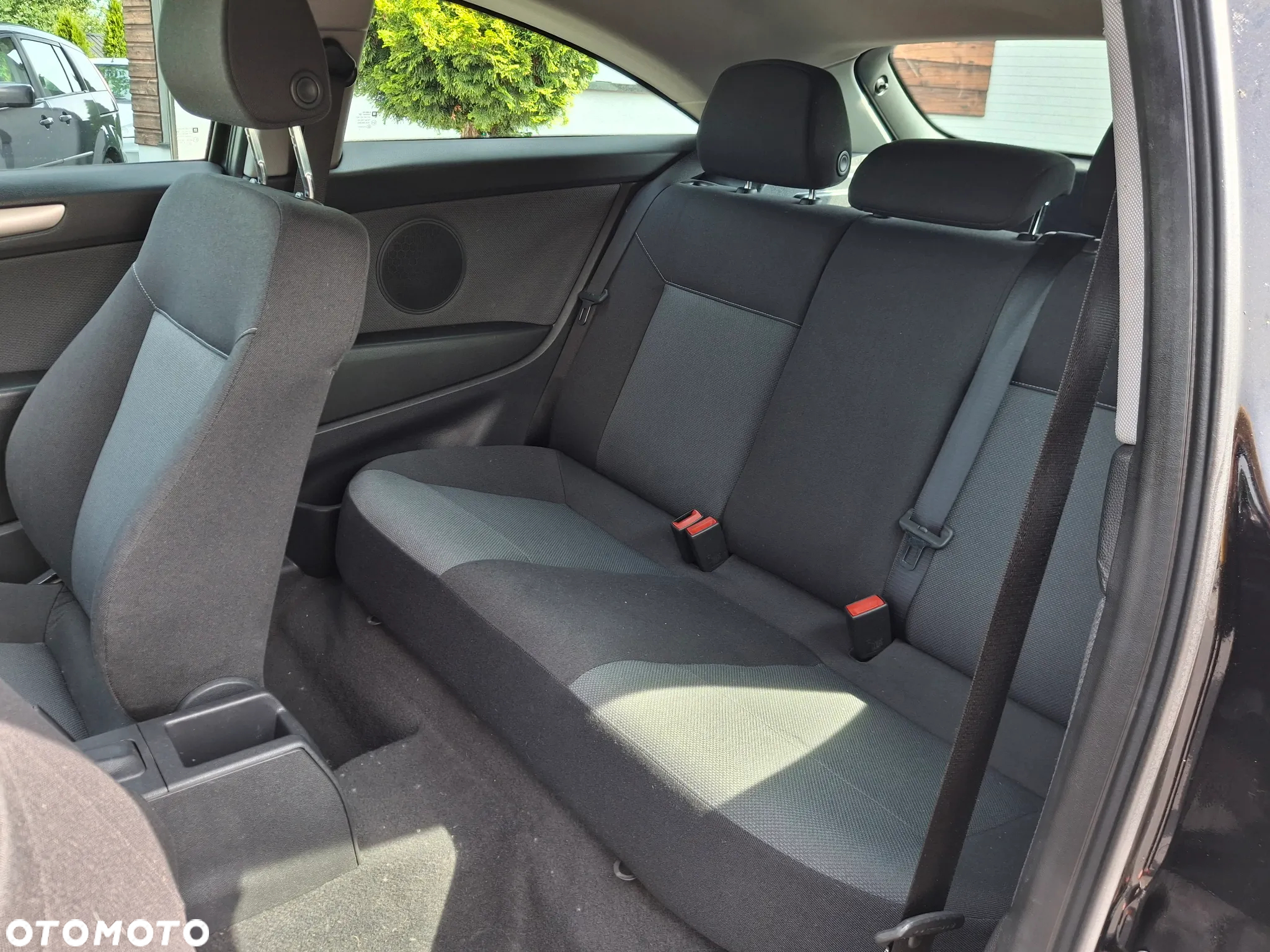 Opel Astra GTC 1.8 Innovation - 23
