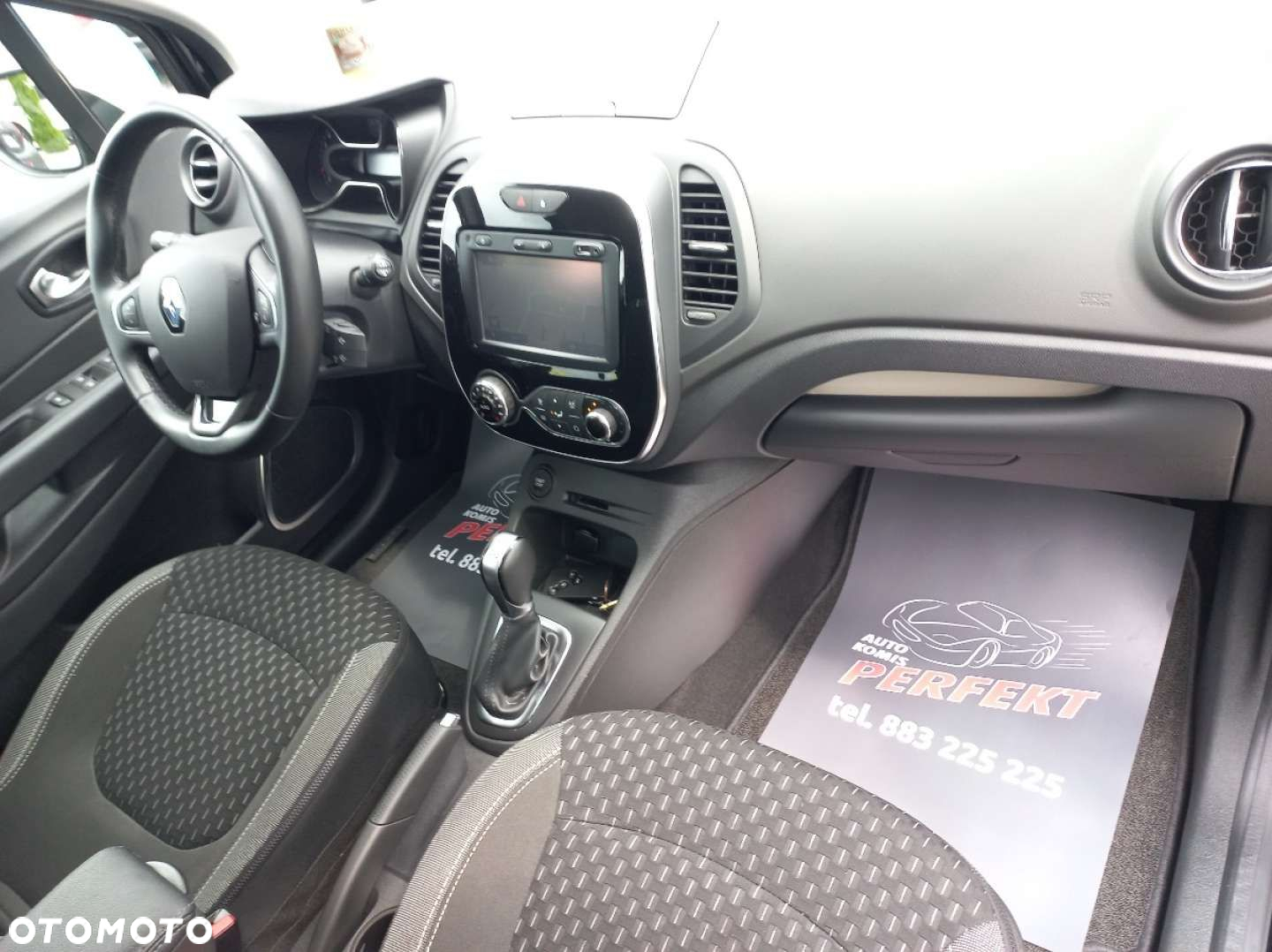 Renault Captur - 16