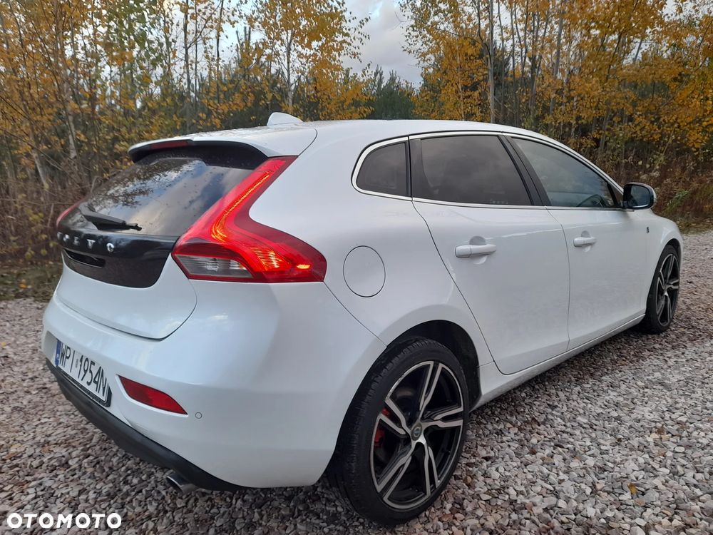 Volvo V40 D4 Ocean Race - 36