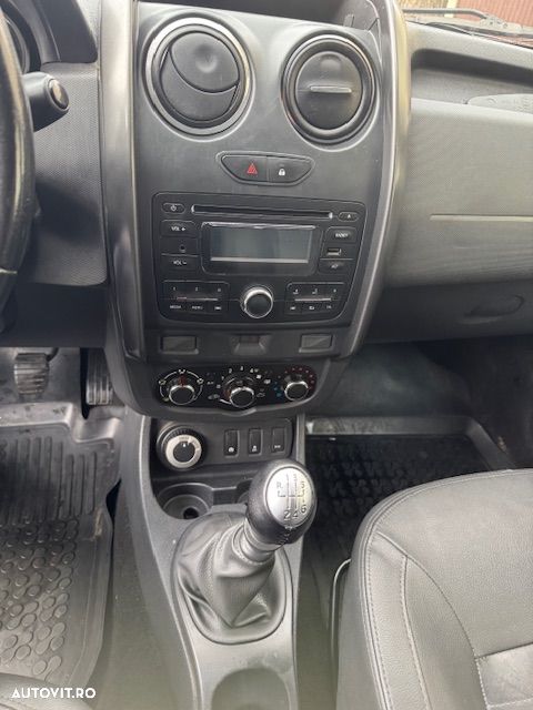 Dacia Duster 1.5 dCi 4WD Comfort - 6