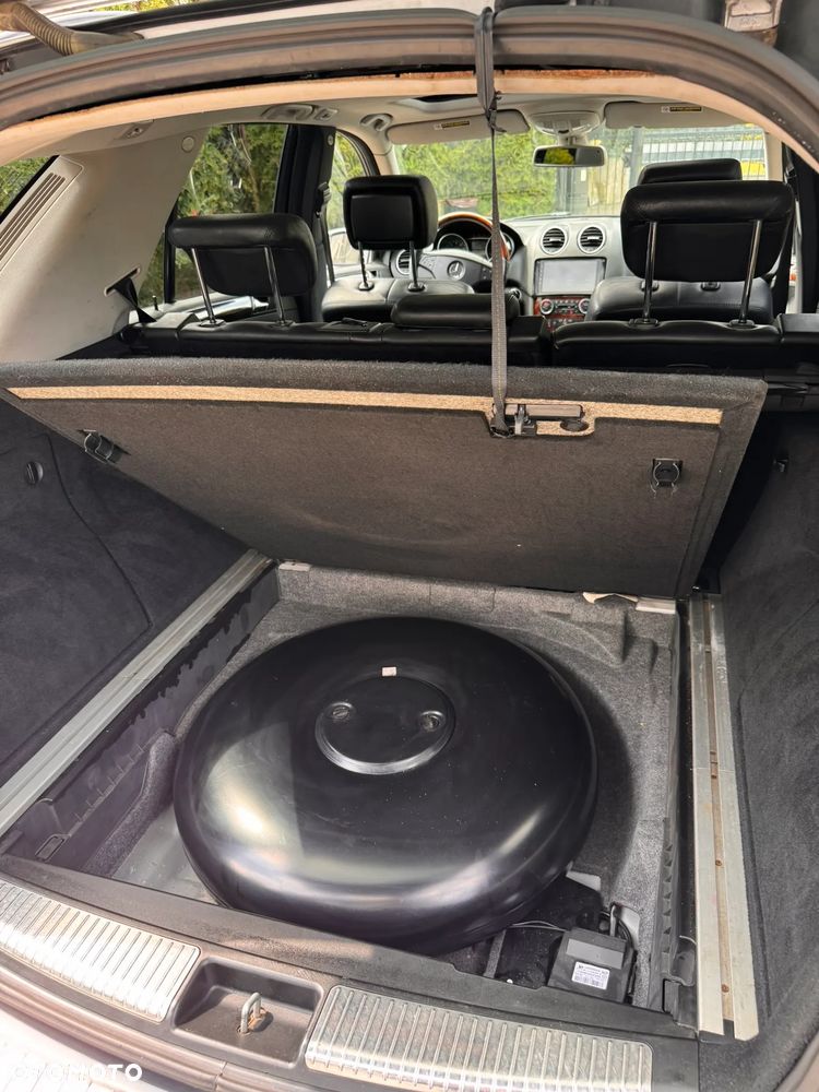 Mercedes-Benz ML 500 4-Matic - 31