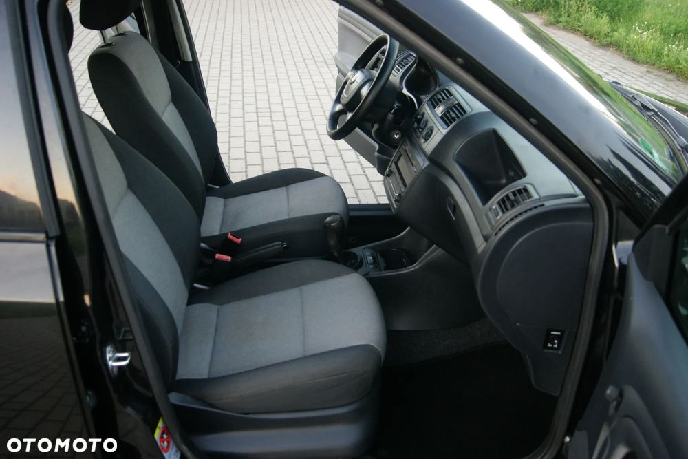 Skoda Fabia 1.2 HTP - 33