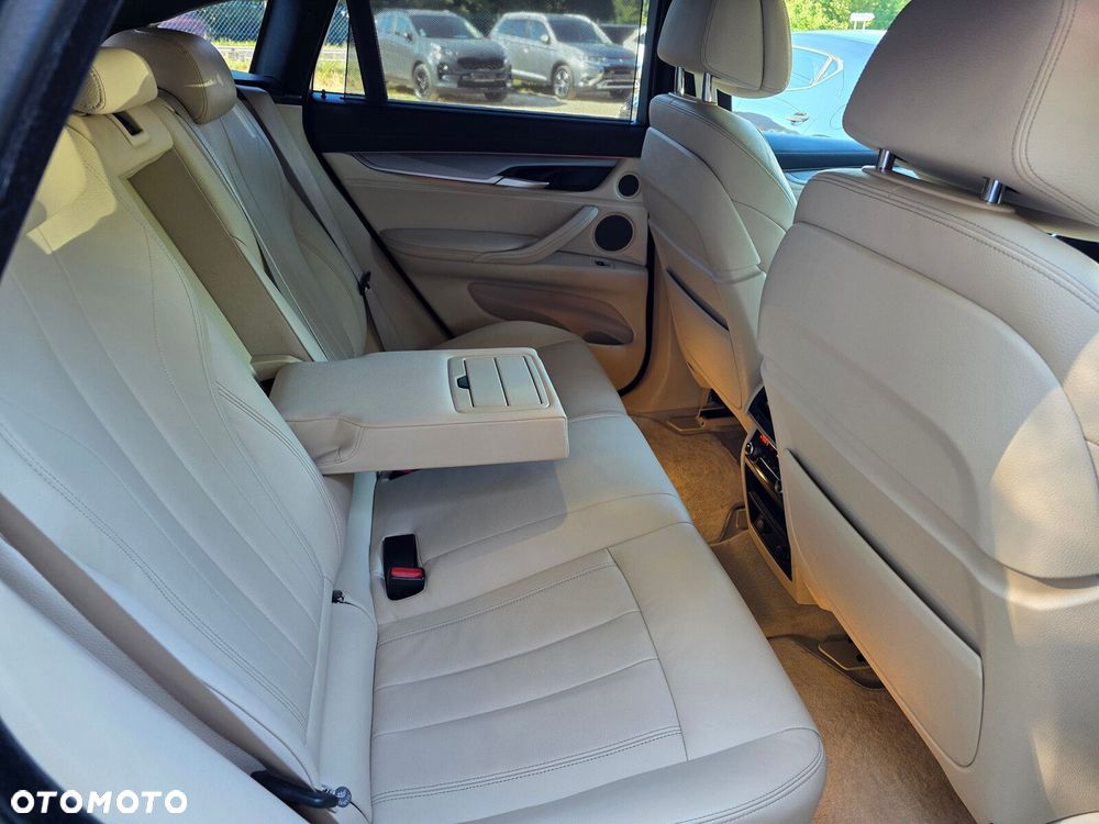 BMW X6 - 25
