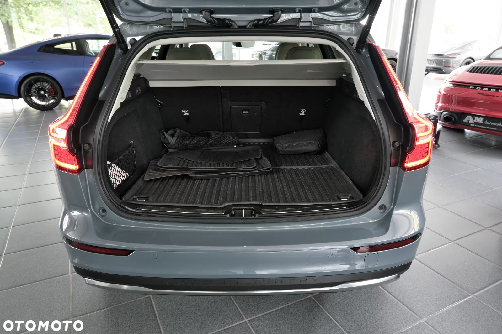Volvo V60 Cross Country B4 D AWD Geartronic - 18