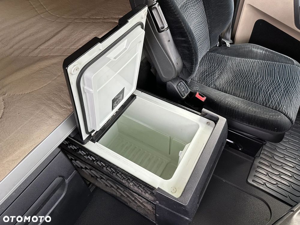 Mercedes-Benz ACTROS MP4 - 19