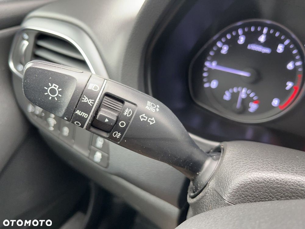 Hyundai i30 - 23