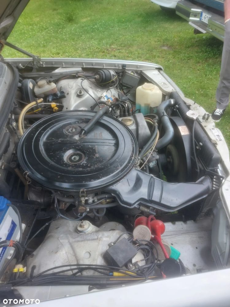 Mercedes-Benz W123 - 34