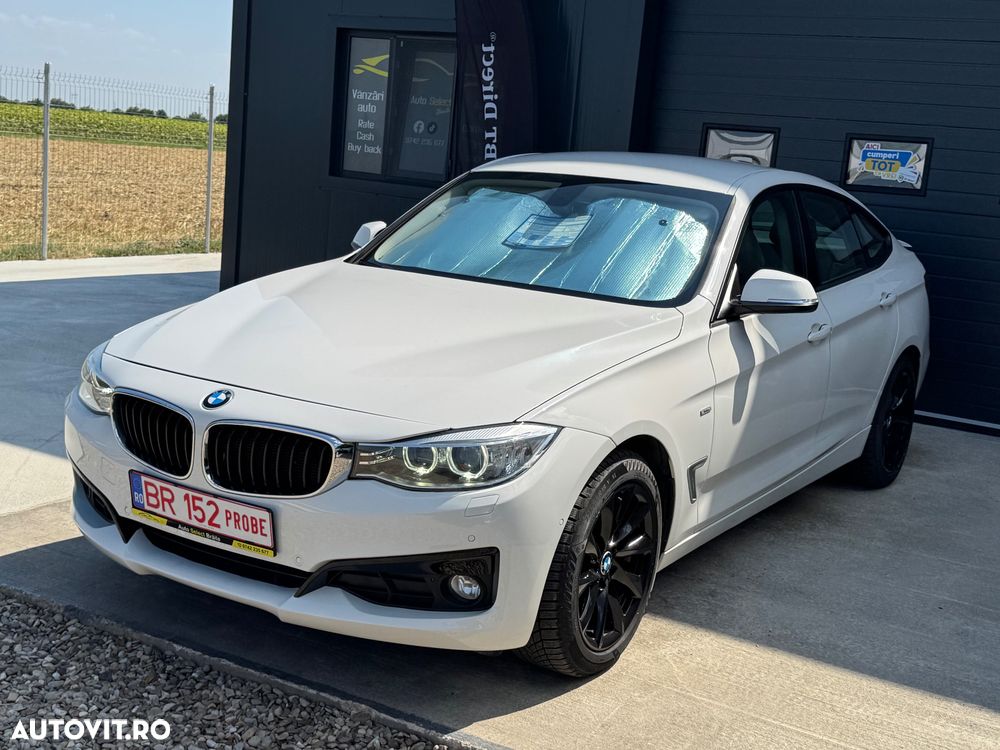 BMW Seria 3 320d xDrive - 12