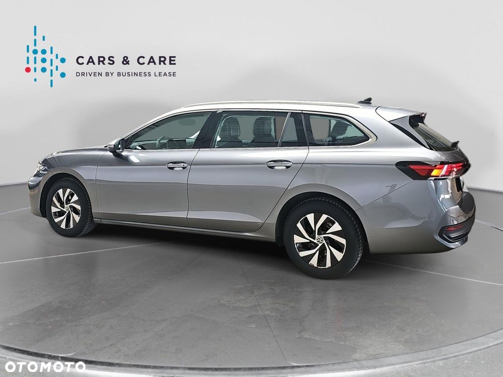 Volkswagen Passat - 29