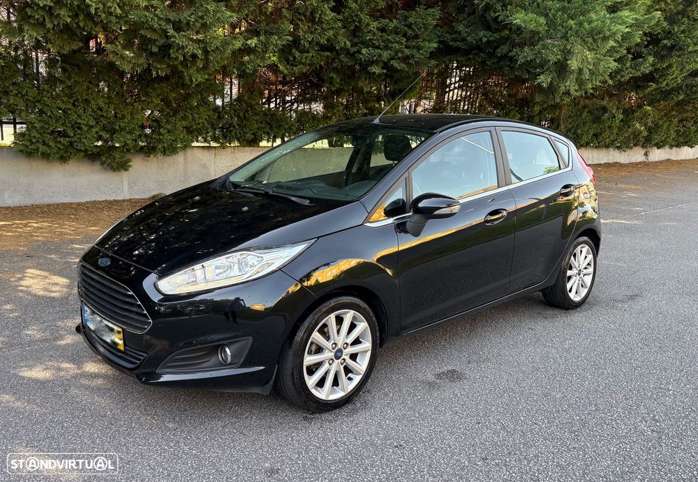 Ford Fiesta 1.0 T EcoBoost Titanium - 28
