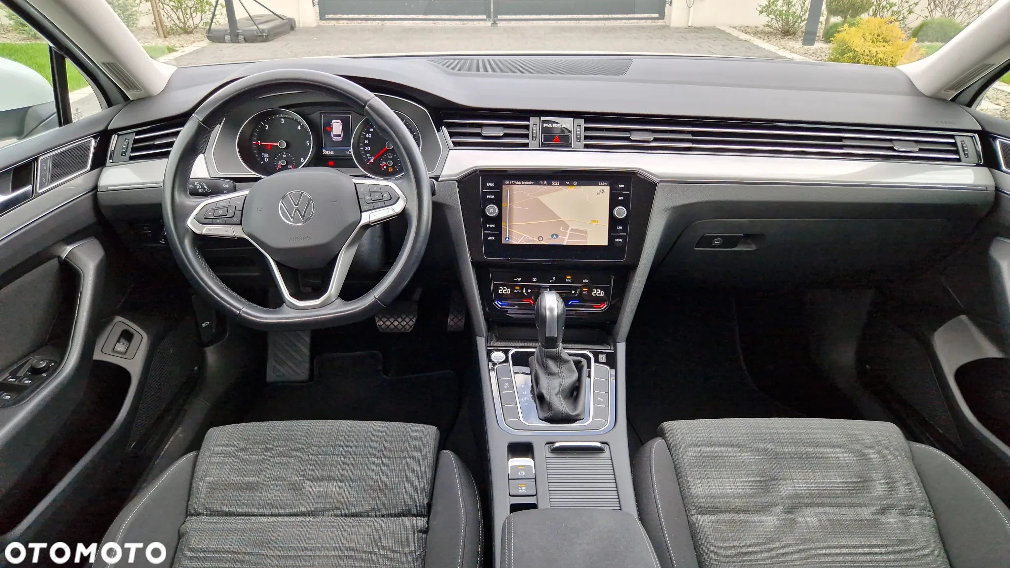 Volkswagen Passat Variant 2.0 TDI SCR DSG Business - 6