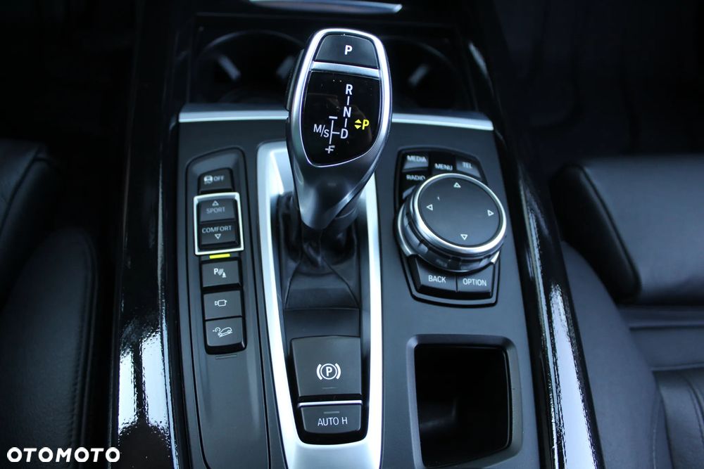 BMW X5 xDrive40d Sport-Aut - 33