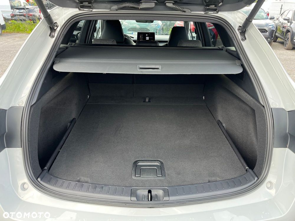 Toyota Corolla 1.8 Hybrid Style - 32
