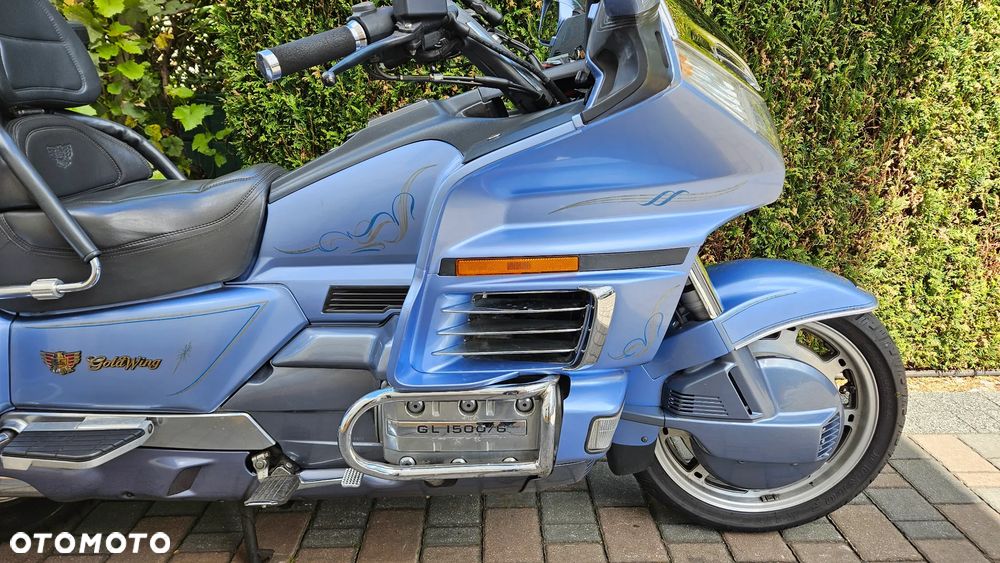 Honda GL - 12