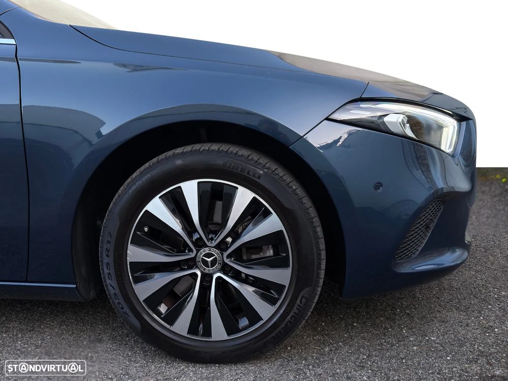 Mercedes-Benz A 250 e Style Plus - 43