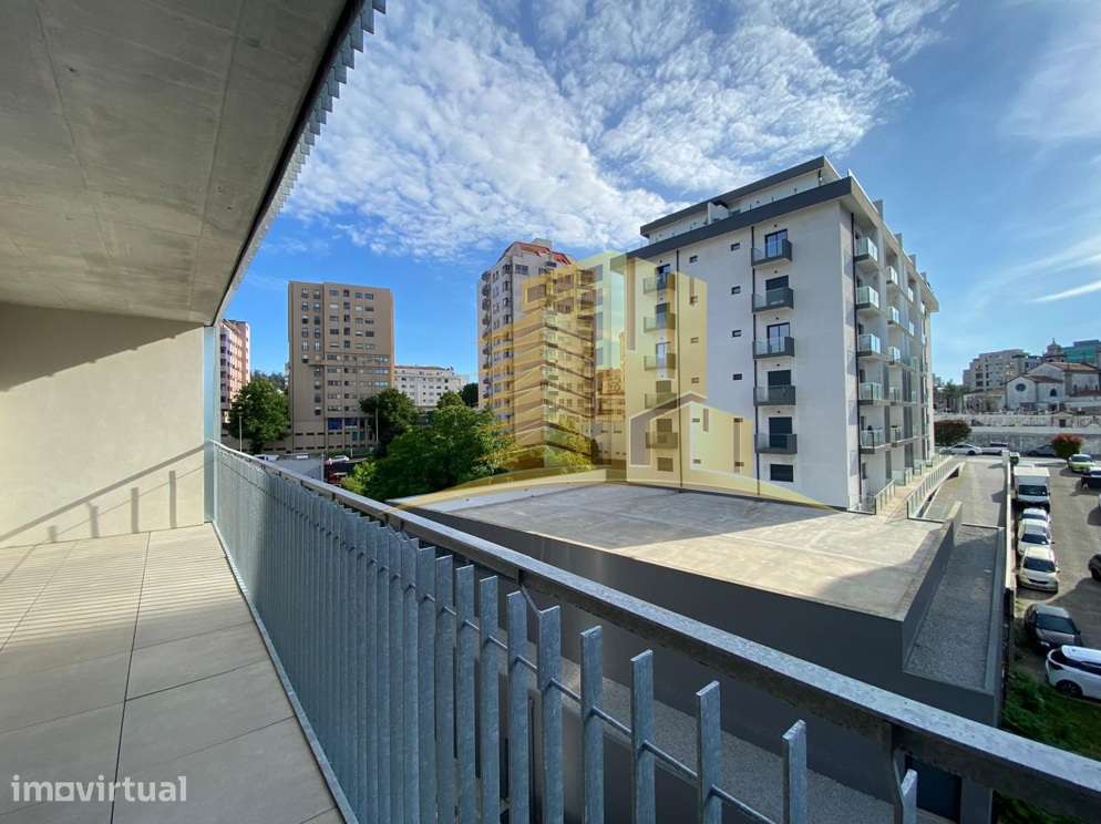 Excelente T0, Novo, Mobilado, em Mafamude, 400 m do El Corte e Metro - Grande imagem: 4/17