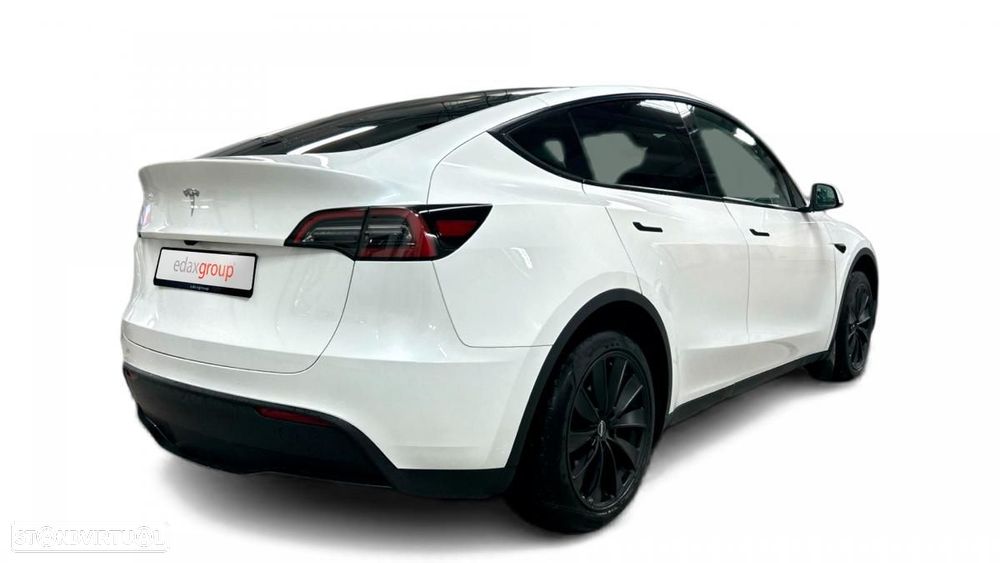 Tesla Model Y RWD - 2