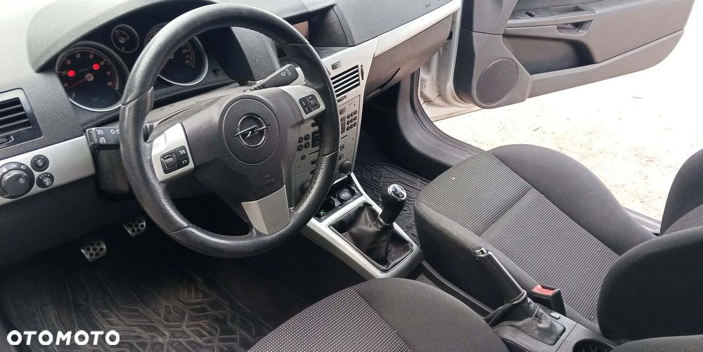 Opel Astra 1.6 Sport - 5