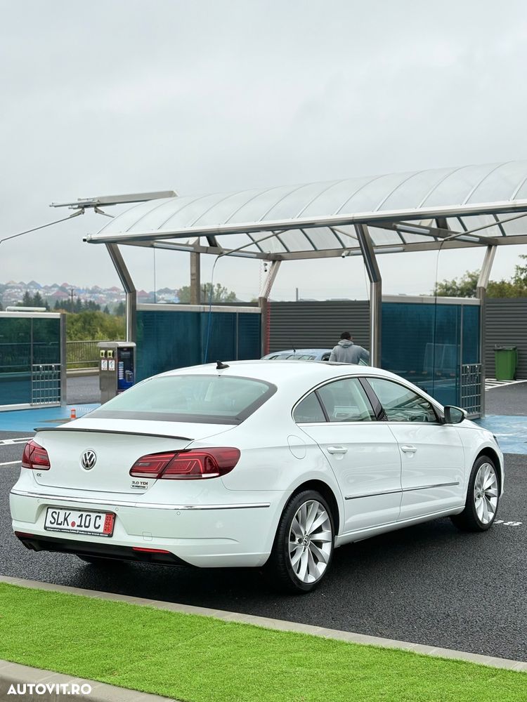 Volkswagen Passat CC 2.0 TDI DSG BMT - 4