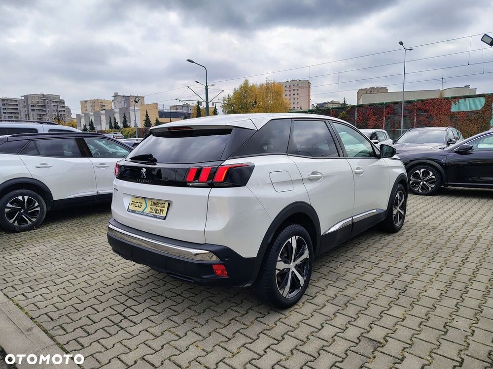 Peugeot 3008 1.2 PureTech Allure Pack S&S EAT8 - 6