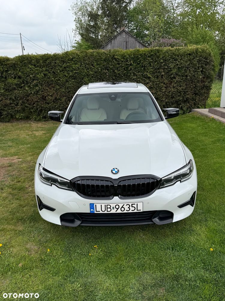 BMW Seria 3 330i M Sport - 2